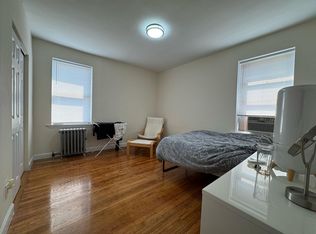 3915 62nd St APT 44, Woodside, NY 11377