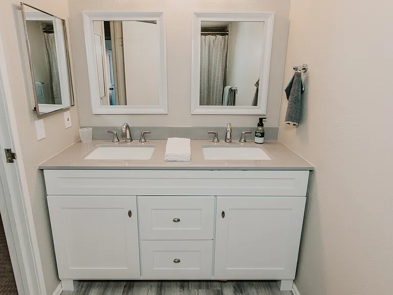 318 Wright St #206 — Photo 1