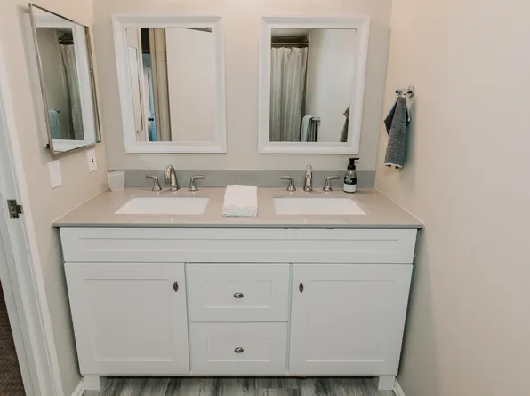 318 Wright St APT 206, Lakewood, CO 80228