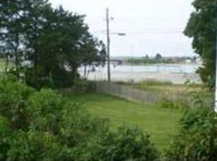 43 Lincoln Ave #A, Buzzards Bay, MA 02532