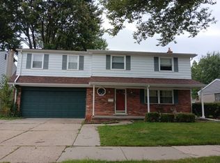 22320 Mylls St, Saint Clair Shores, MI