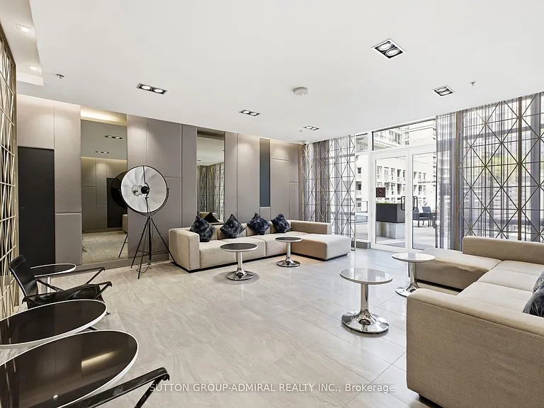 30 Nelson St #312 — Photo 32