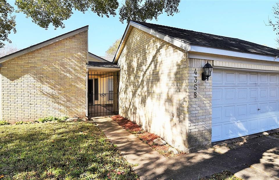 1st image of 4358 Willow Beach Dr