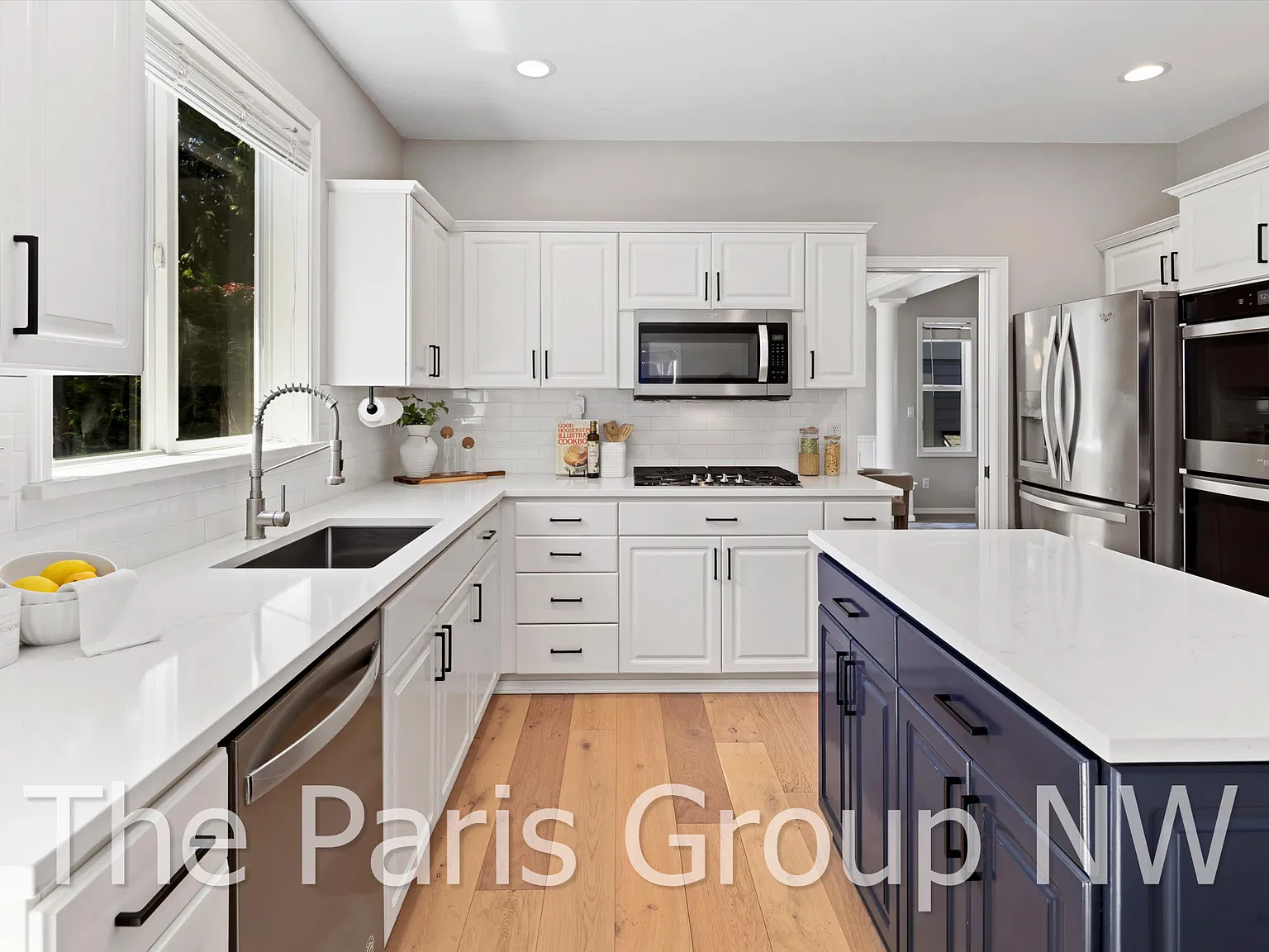 5 bed, 2.5 bath, 2430 sqft, $4,495 — Photo 3