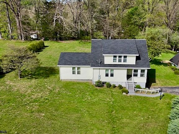4th image of 172 Firehouse Rd