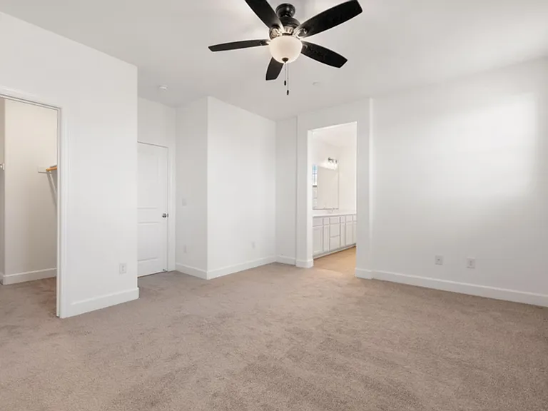 2020 Cradle Mountain Dr #3 — Photo 11