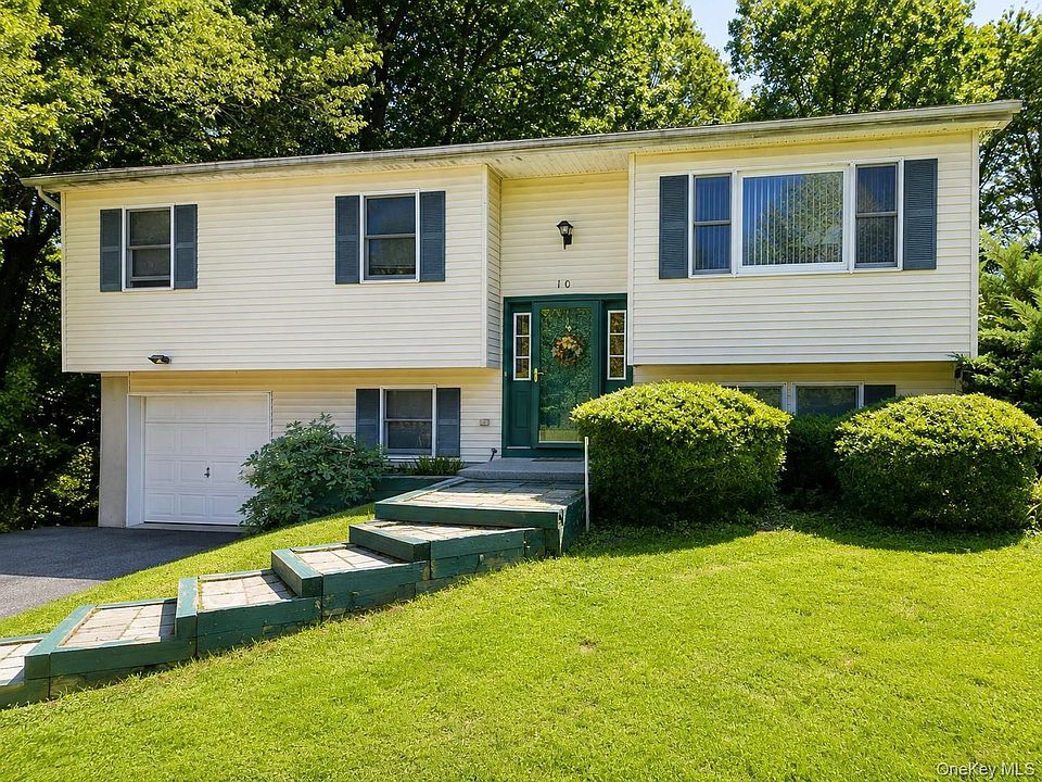 1st image of 10 Andre Drive