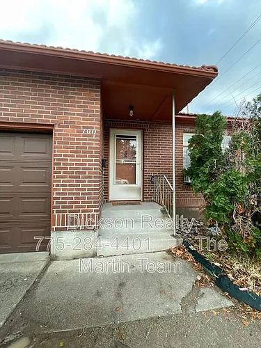 700 E Taylor St #B Photo 1