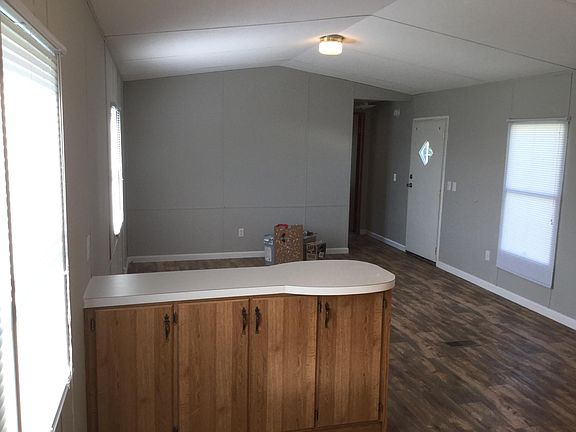 3rd image of 12874 Lake Dr