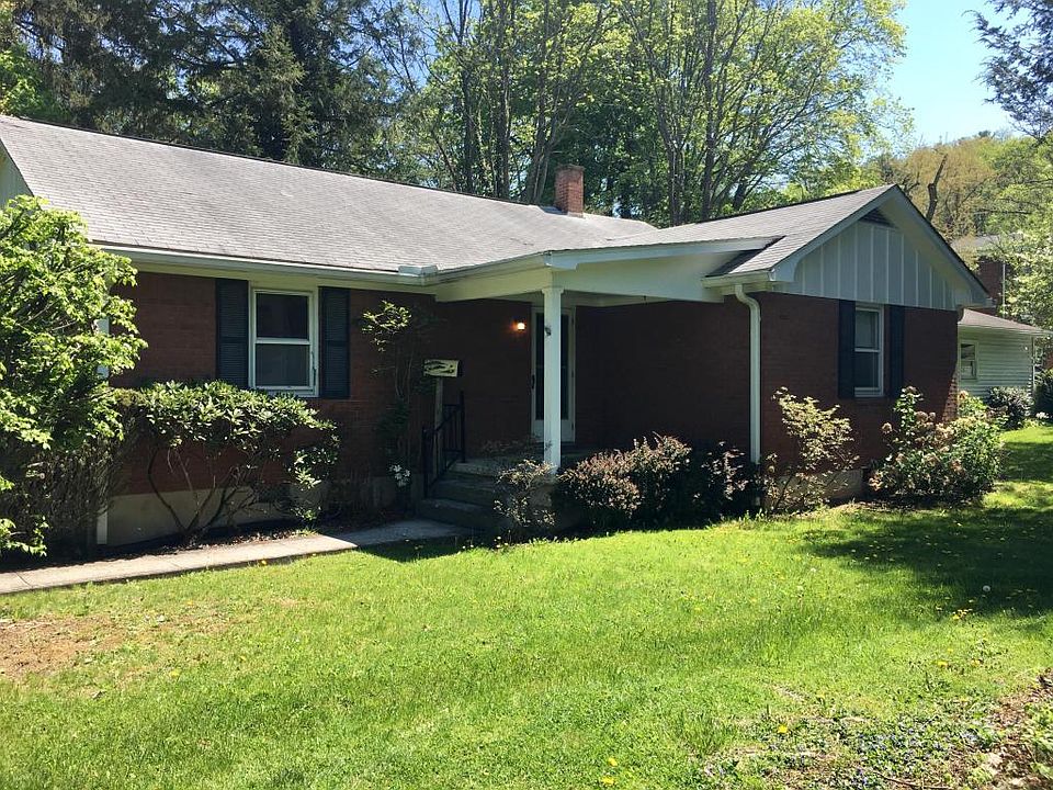 1st image of 638 Jefferson St
