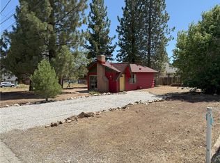 936 Pinon Ln, Big Bear City, CA 92314
