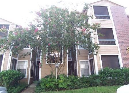 1st image of 4225 Thornbriar Ln APT O208