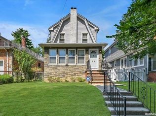 3224 156th St, Flushing, NY 11354