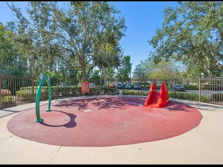 1050 Sleepy Oak Dr — Photo 14