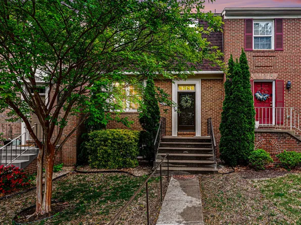 7468 Brighouse Ct, Alexandria, VA 22315