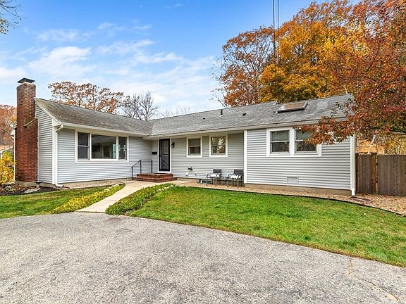 2nd image of 9 Jerdens Ln