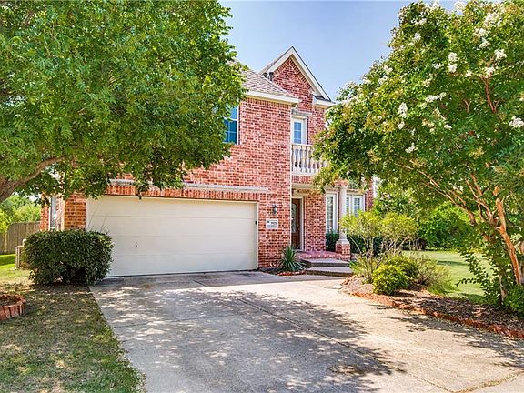 2nd image of 3921 Cockrill Dr
