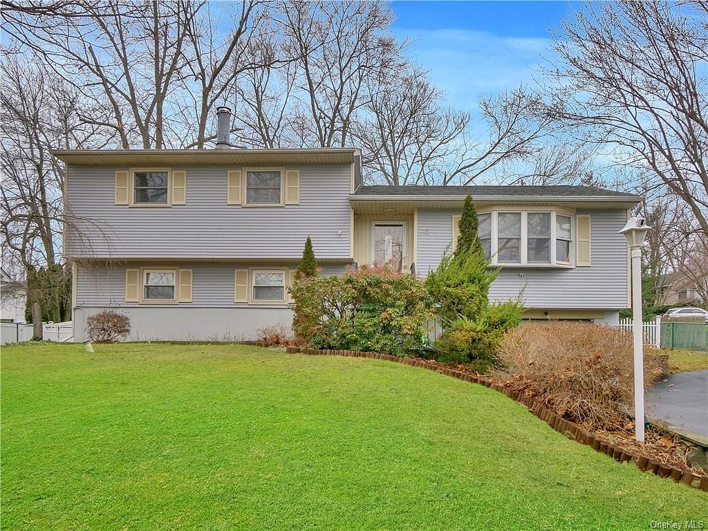 10 Hillside Terrace, Monroe, NY 10950 Zillow