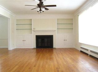 25 Midvale Rd, Hartsdale, NY 10530