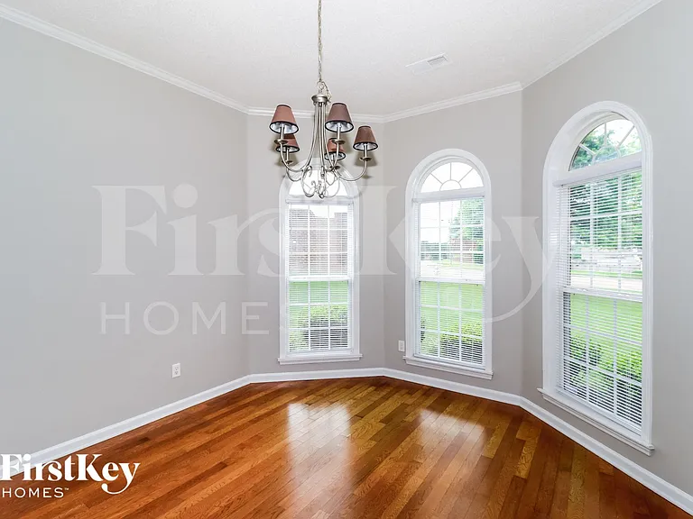 9971 Bloomsbury Ave — Photo 5