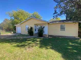 1000 N 11th St, Frederick, OK 73542