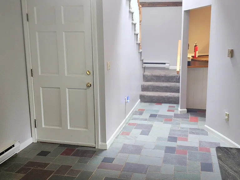 5 Idlewood Ln #4 — Photo 4