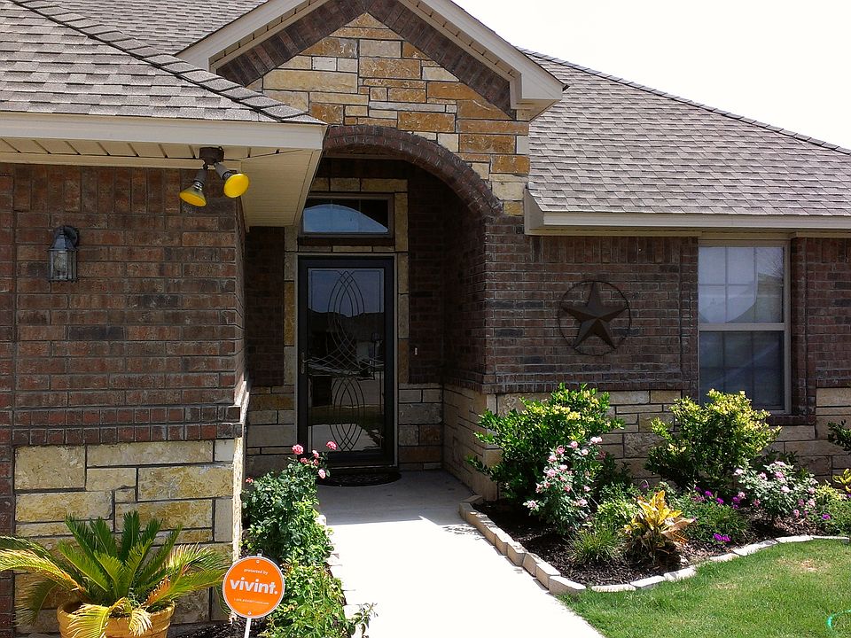 2nd image of 2304 SW Rolling Hills Pl