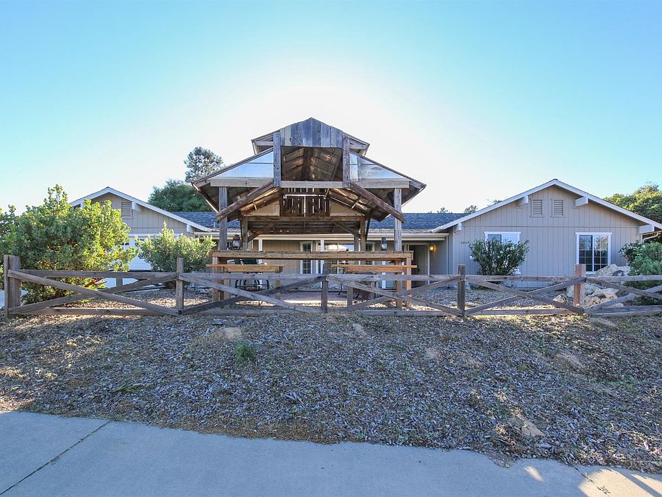 1st image of 30114 E Longview Ln