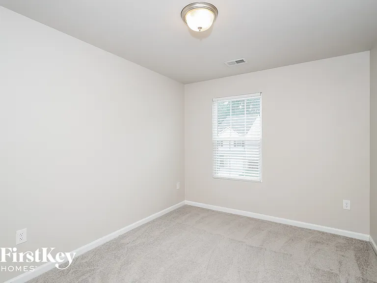 2550 Wood Bend Ln — Photo 9
