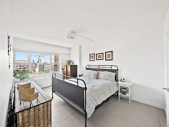 5th image of 60 E 8th St APT 29J