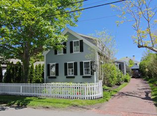 63 School St, Edgartown, MA 02539