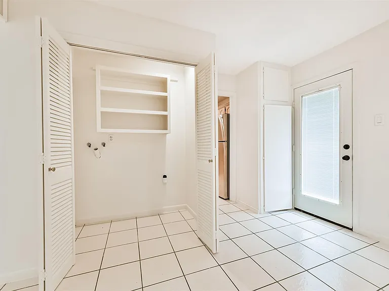 807 Stadium Cir — Photo 38
