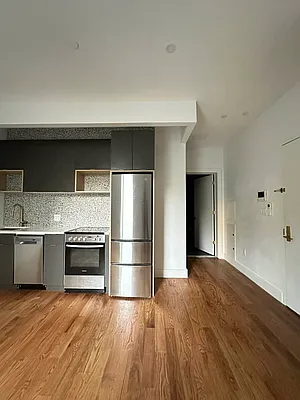 Rented by Cityside Rentals Corp | media 5