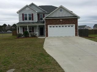 408 Esquire Dr, Richlands, NC 28574