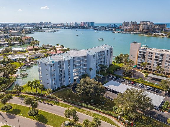 2nd image of 610 Island Way APT 608