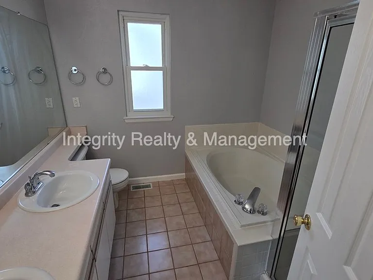 5056 Weeping Willow Cir — Photo 18