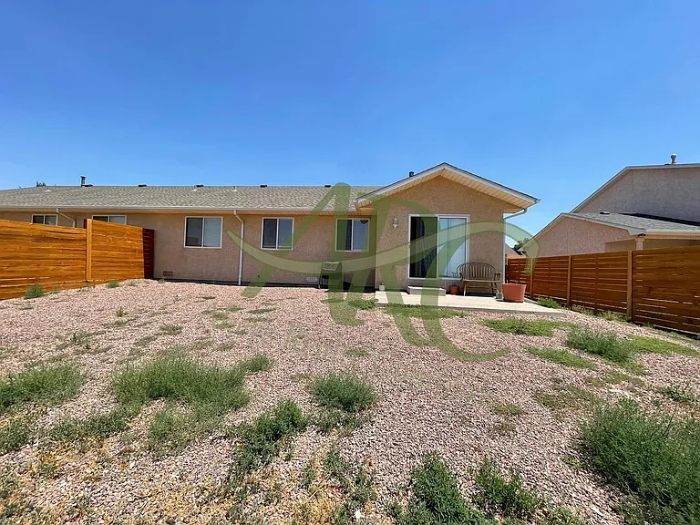 949-951 S Harmony Ln — Photo 17