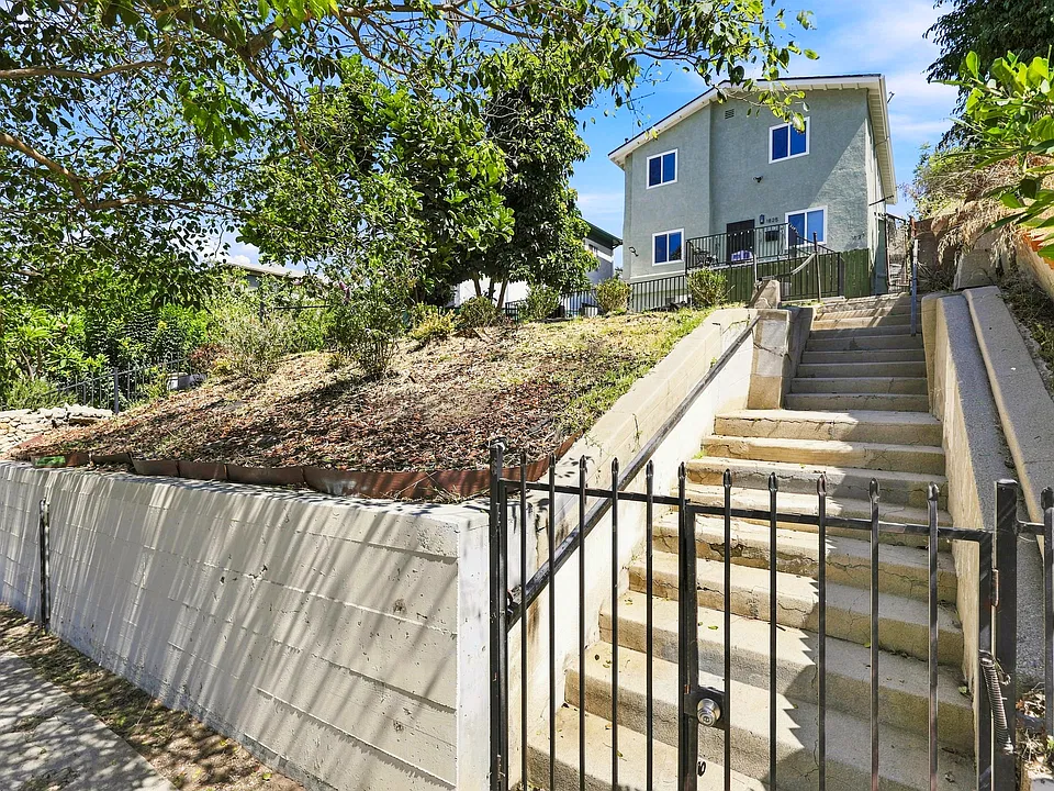1825 Bellevue Ave #1