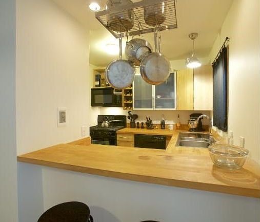 2nd image of 1414 14th Ave N #6