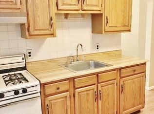 25-35 47th St #2A, Astoria, NY 11103