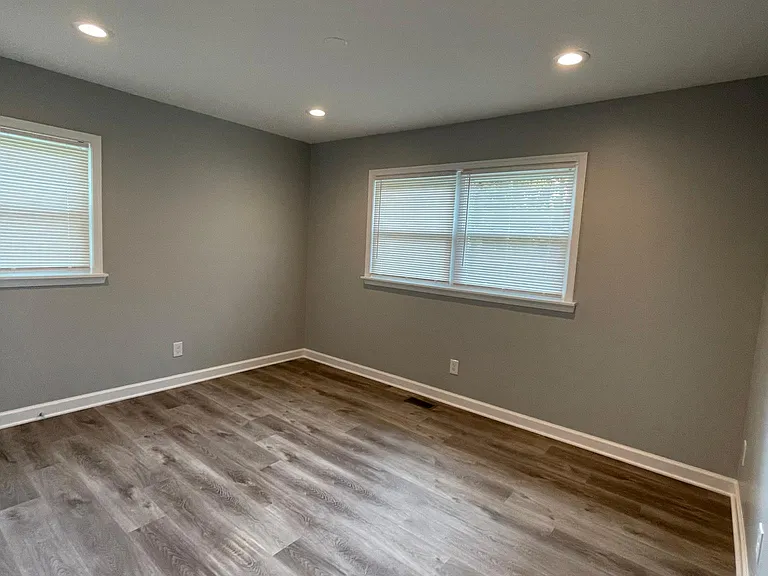 7516 Dogwood Rd — Photo 12