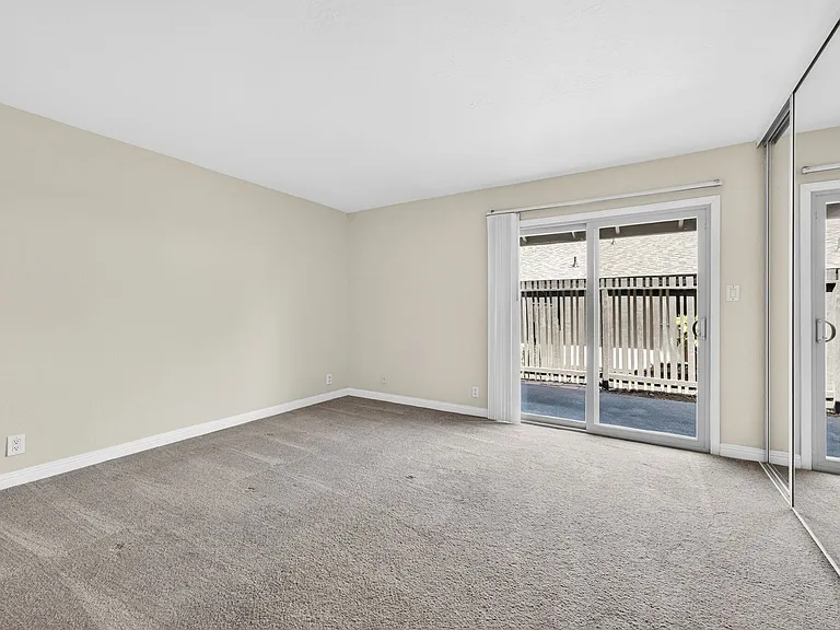1722 Sapling Ct #A — Photo 11