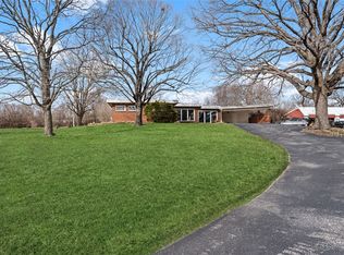 1032 E Roller Ave, Decatur, AR 72722