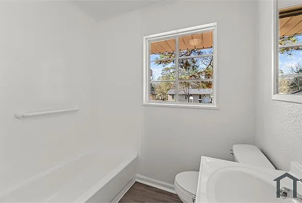 1441 Creel St — Photo 11