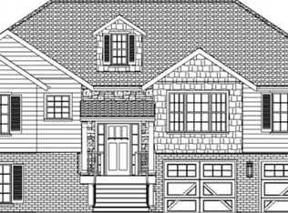 8205 Holly Crest Dr, Chattanooga, TN 37421