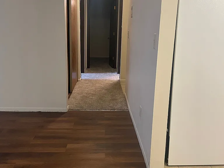 Pinecrest Apartments — Photo 33