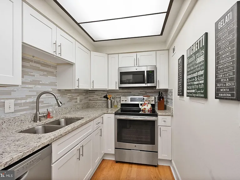 7651 Tremayne Pl #211 — Photo 13