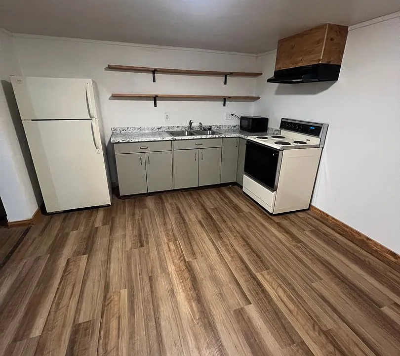 20 W Melgaard Rd