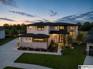 3526 S 221st St, Omaha, NE 68022
