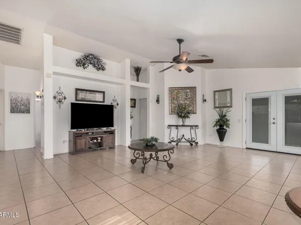 10465 W WINDSOR Boulevard, Glendale, AZ 85307